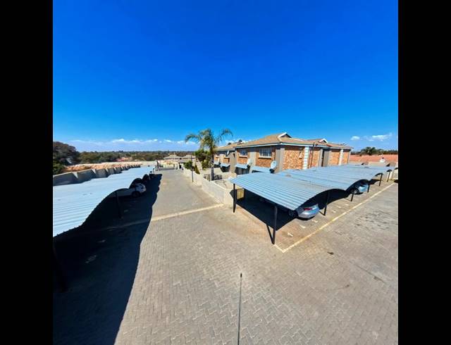 2 BEDROOM APARTMENT FOR SALE IN BIRCHLEIGH